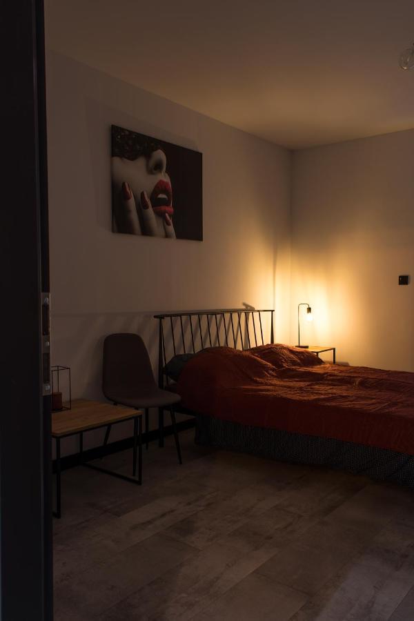 Apartament Black Loft Nysa Eksteriør billede